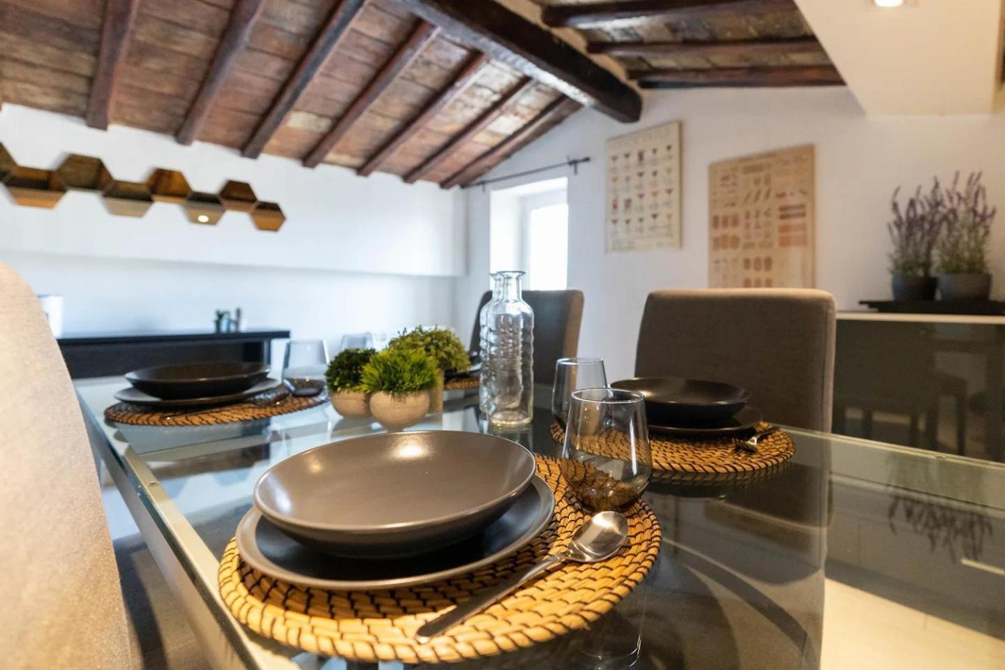 15 Min From Piazza Venezia Skyline Sanctuary In Trastevere Exterior foto