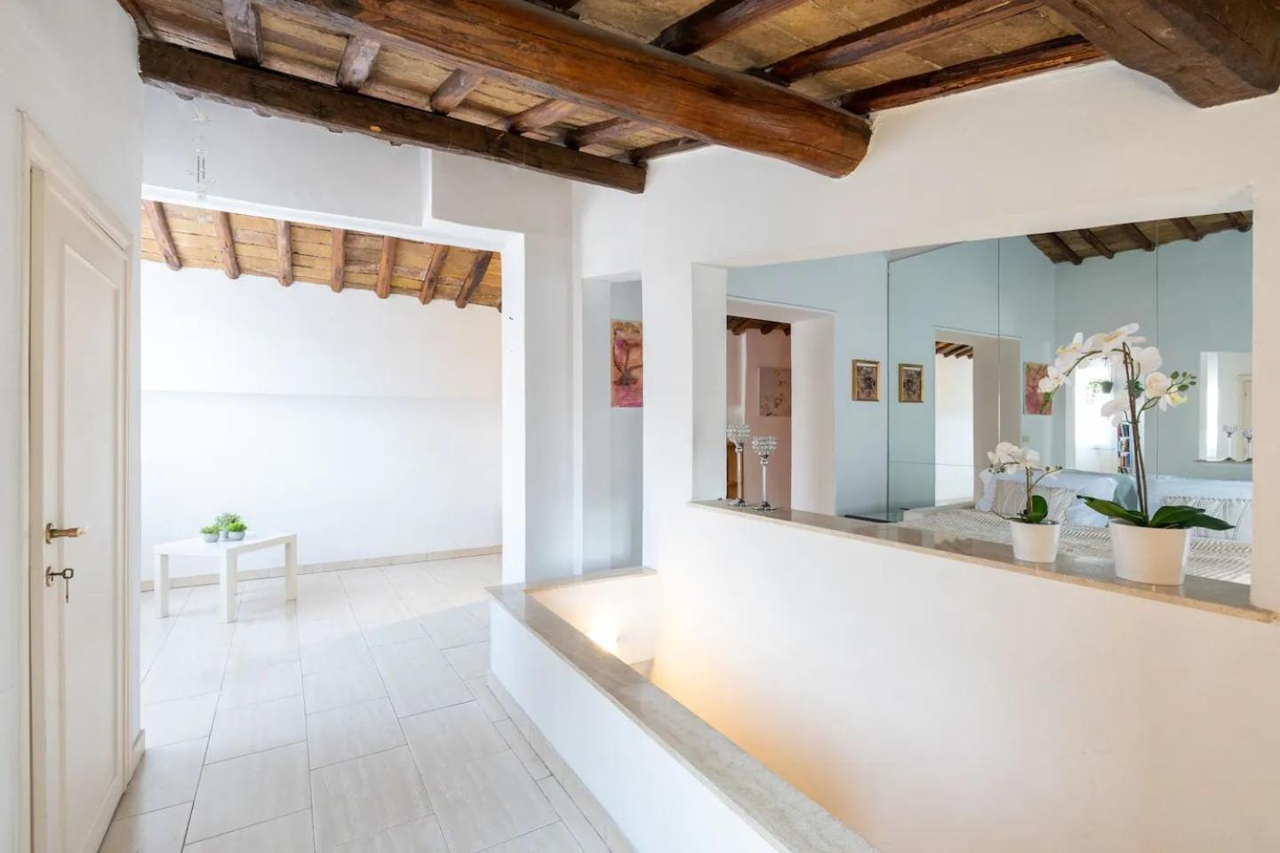15 Min From Piazza Venezia Skyline Sanctuary In Trastevere Exterior foto