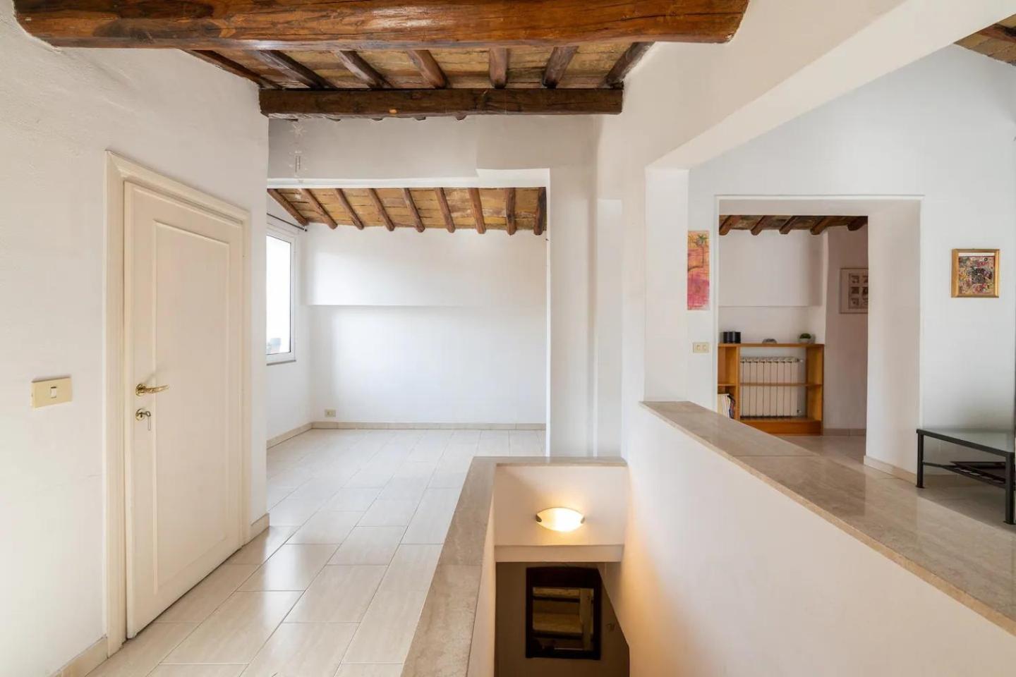 15 Min From Piazza Venezia Skyline Sanctuary In Trastevere Exterior foto